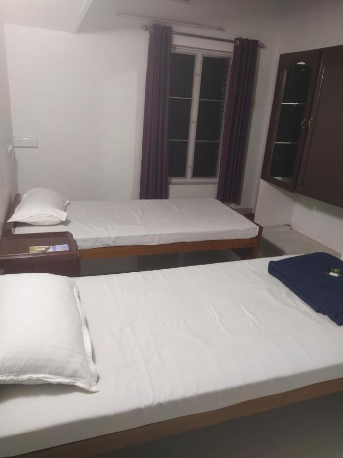 Paradise Inn Guest House Alappuzha Ngoại thất bức ảnh